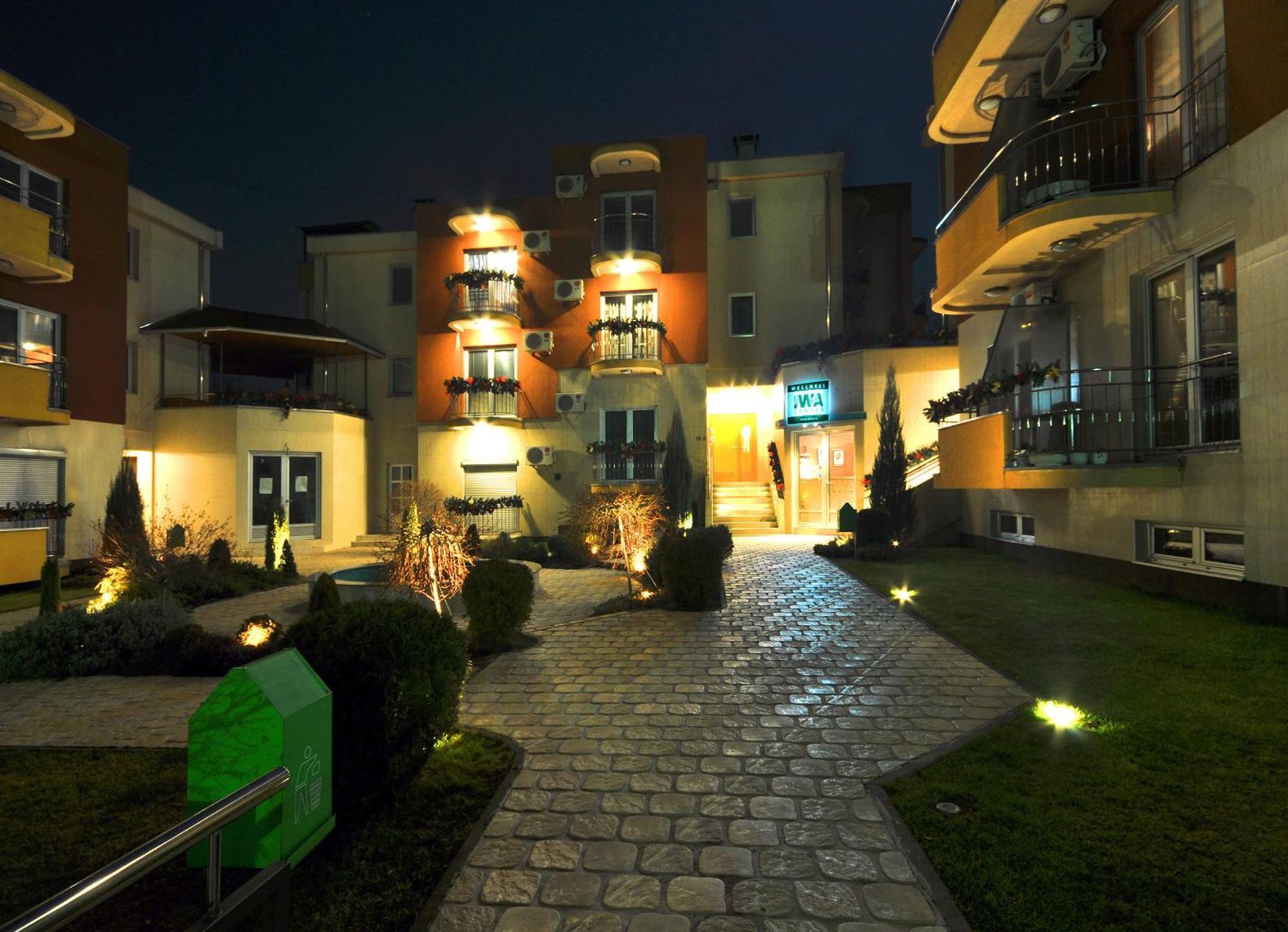 Iwa Centar Apartments & Wellness Vrnjačka Banja Exterior foto